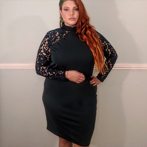 Carmakoma Dresses & Skirts - Carmakoma green lace sleeve dress plus size 16